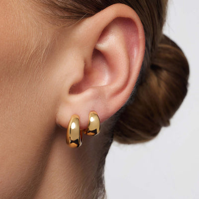 Mila – Polished Gold Mini Hoop Earrings